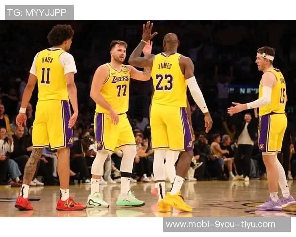 湖人需展现争冠决心不能对东契奇的期待置之不理 湖人需展现争冠决心不能对东契奇的期待置之不理